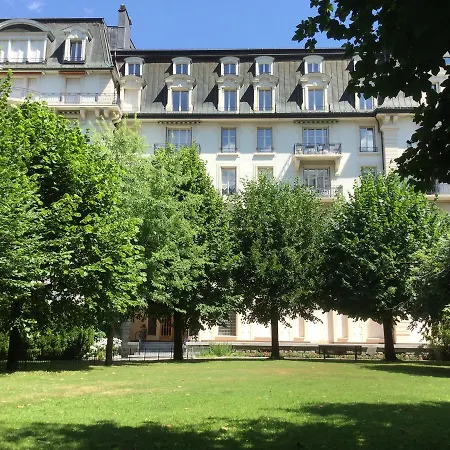 Avenue Michel Croz Шамоні