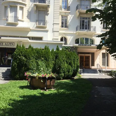 Avenue Michel Croz Апартаменти